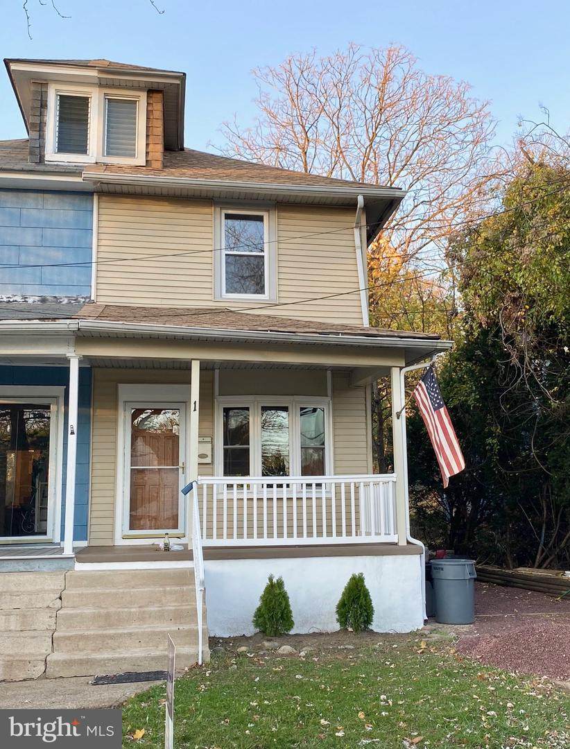 1 Woodbine Avenue - Photo 1