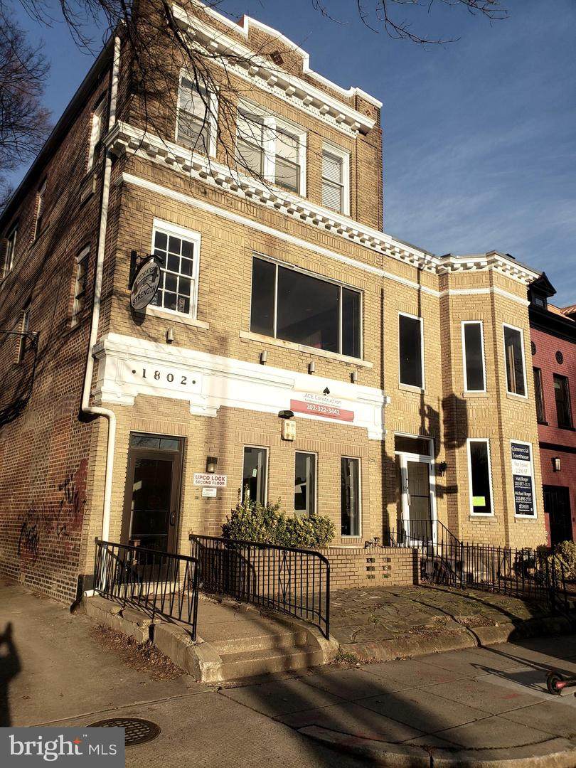 1802 11TH Street - Photo 1