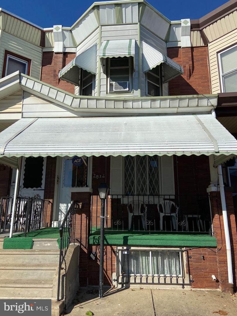 2812 Cedar Street - Photo 1