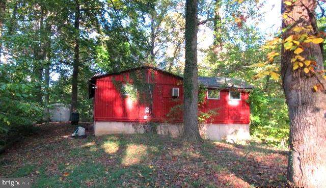 6018 Locust Road - Photo 1