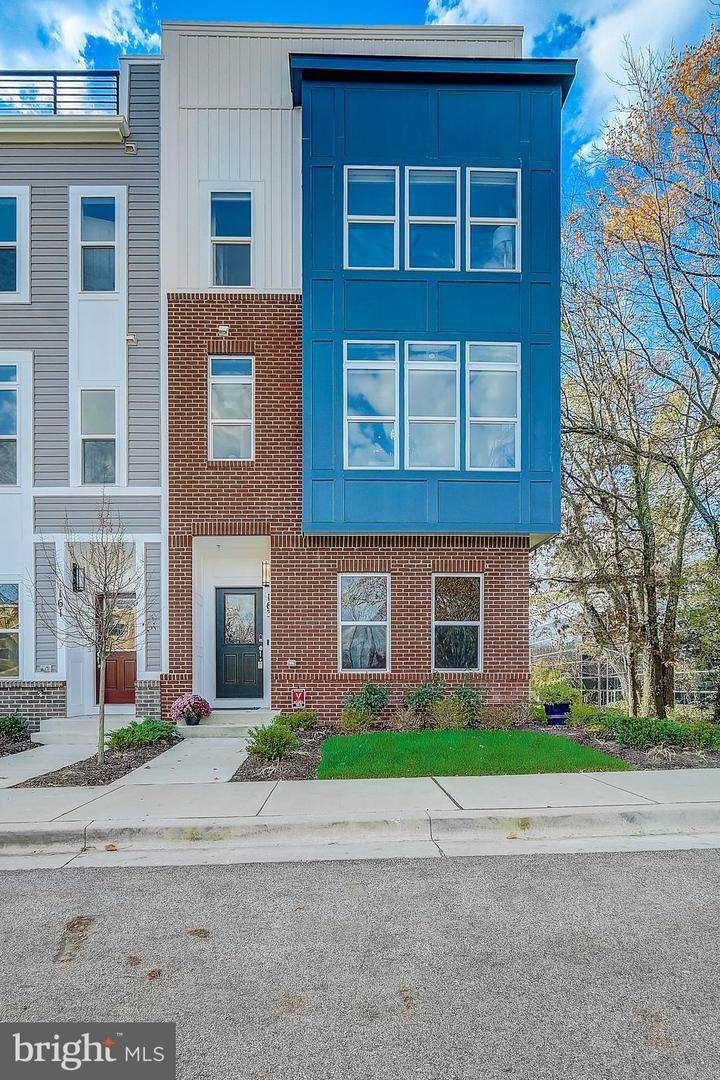 163 Lejeune Way - Photo 1