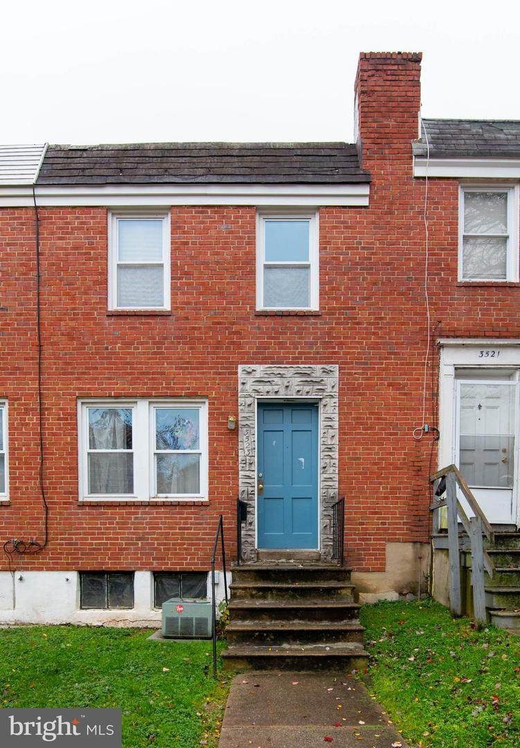 3523 Woodstock Avenue - Photo 1