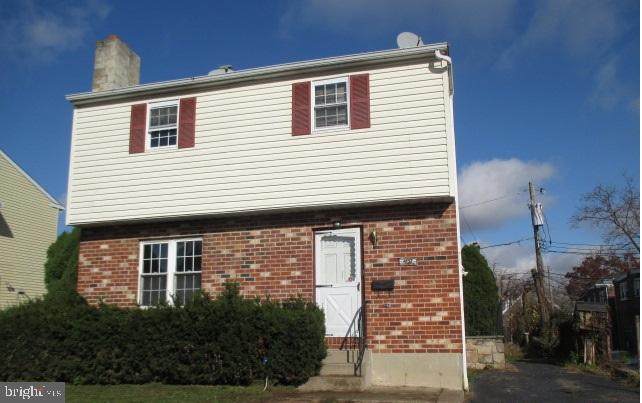 407 Midvale Road - Photo 1