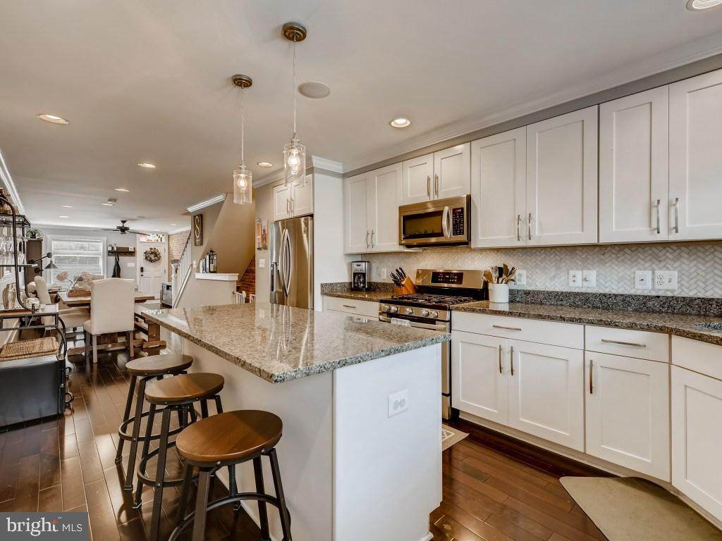 917 Bouldin Street - Photo 1