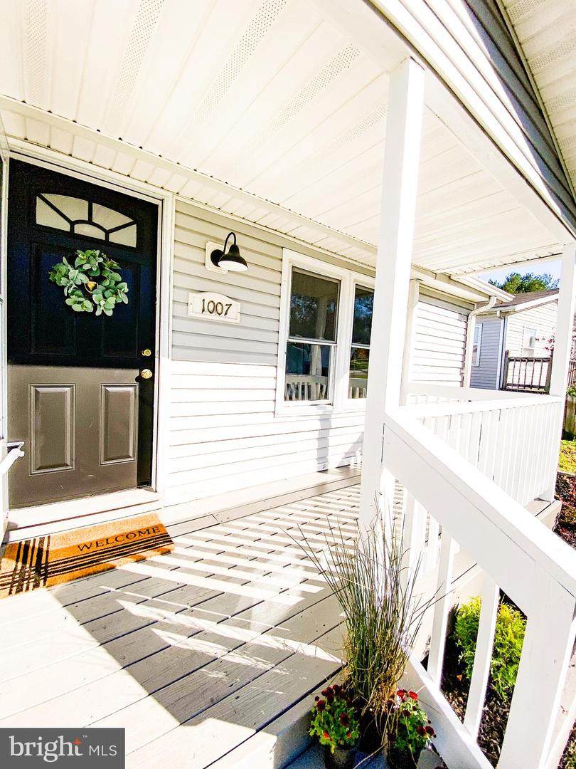 1007 Bush Road - Photo 1