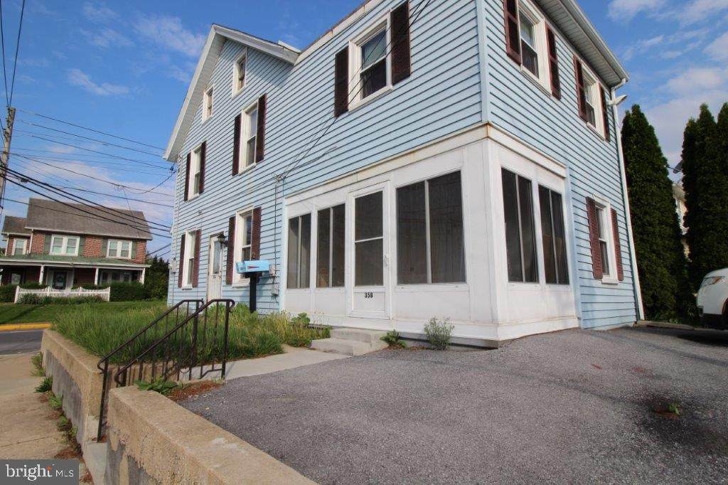 35-B Custer Avenue - Photo 1