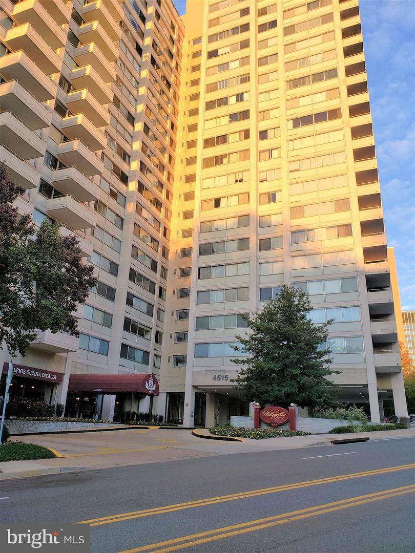 4515 Willard Avenue - Photo 1