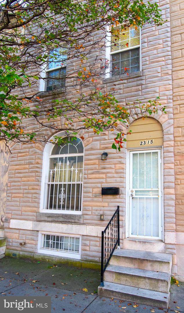 2315 Madison Street - Photo 1