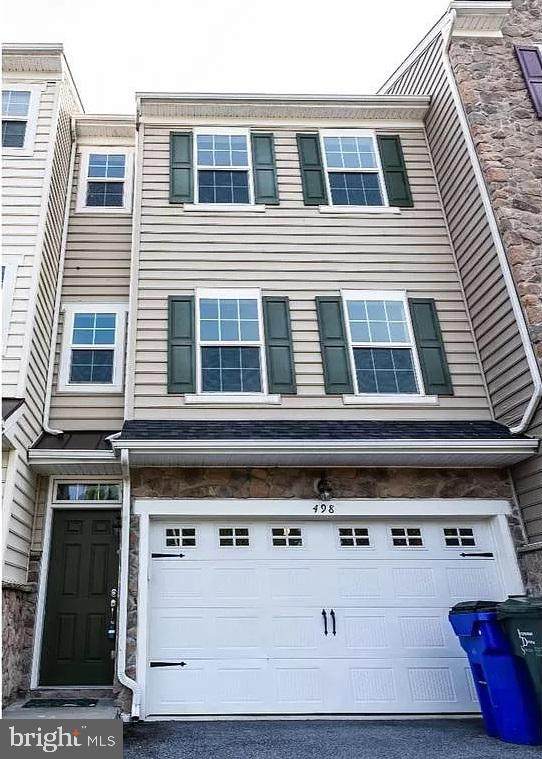 498 Jacobsen Drive - Photo 1
