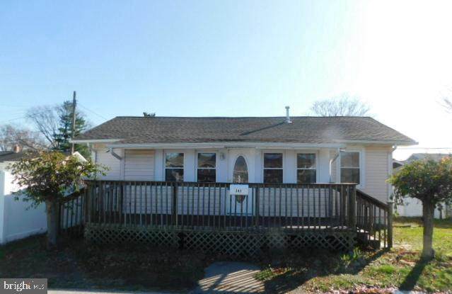 241 F Street - Photo 1