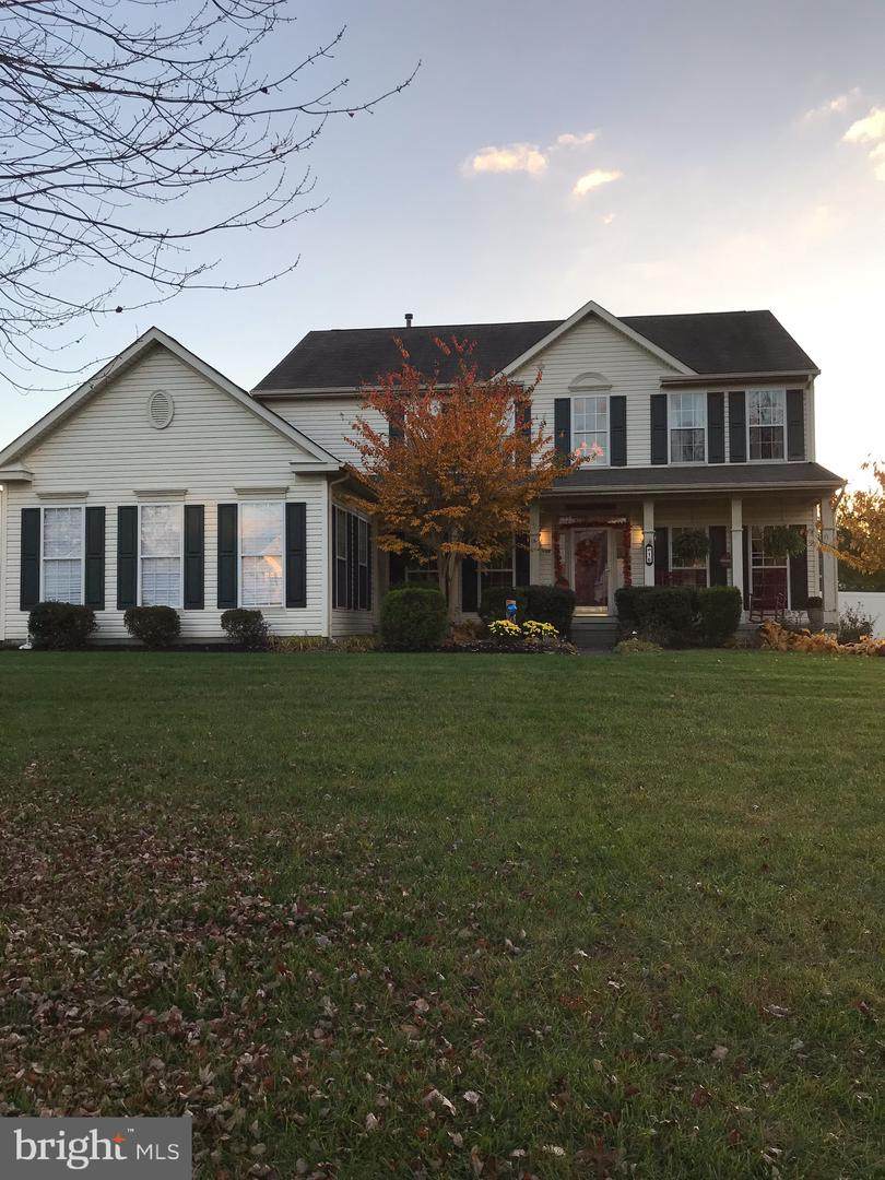 16 Nicholas Drive - Photo 1