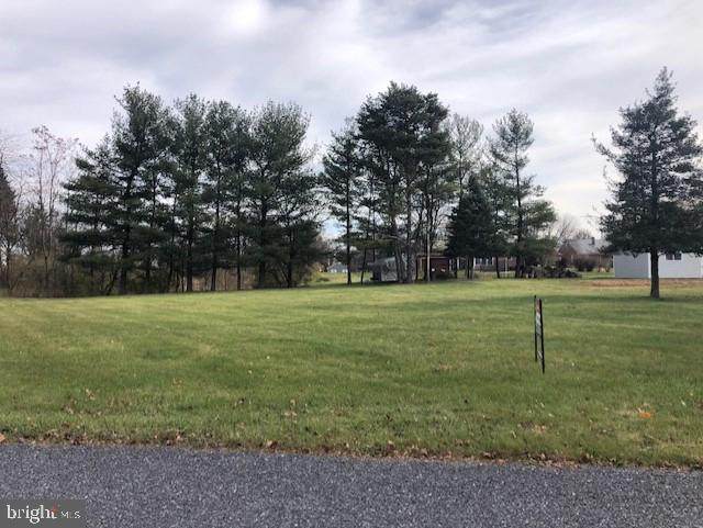Carlton Circle - Photo 1
