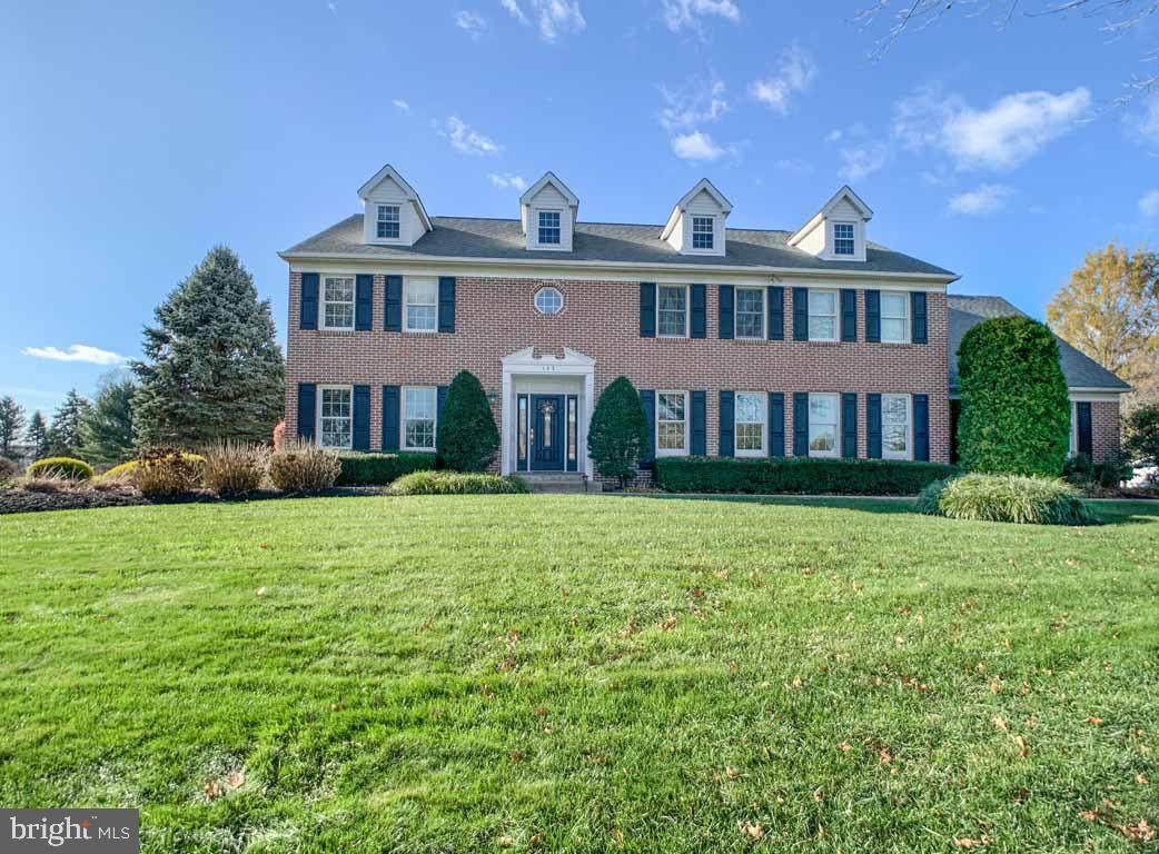 143 Anselm Drive - Photo 1