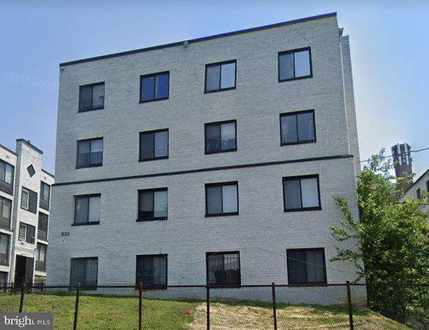 330 37TH Street - Photo 1