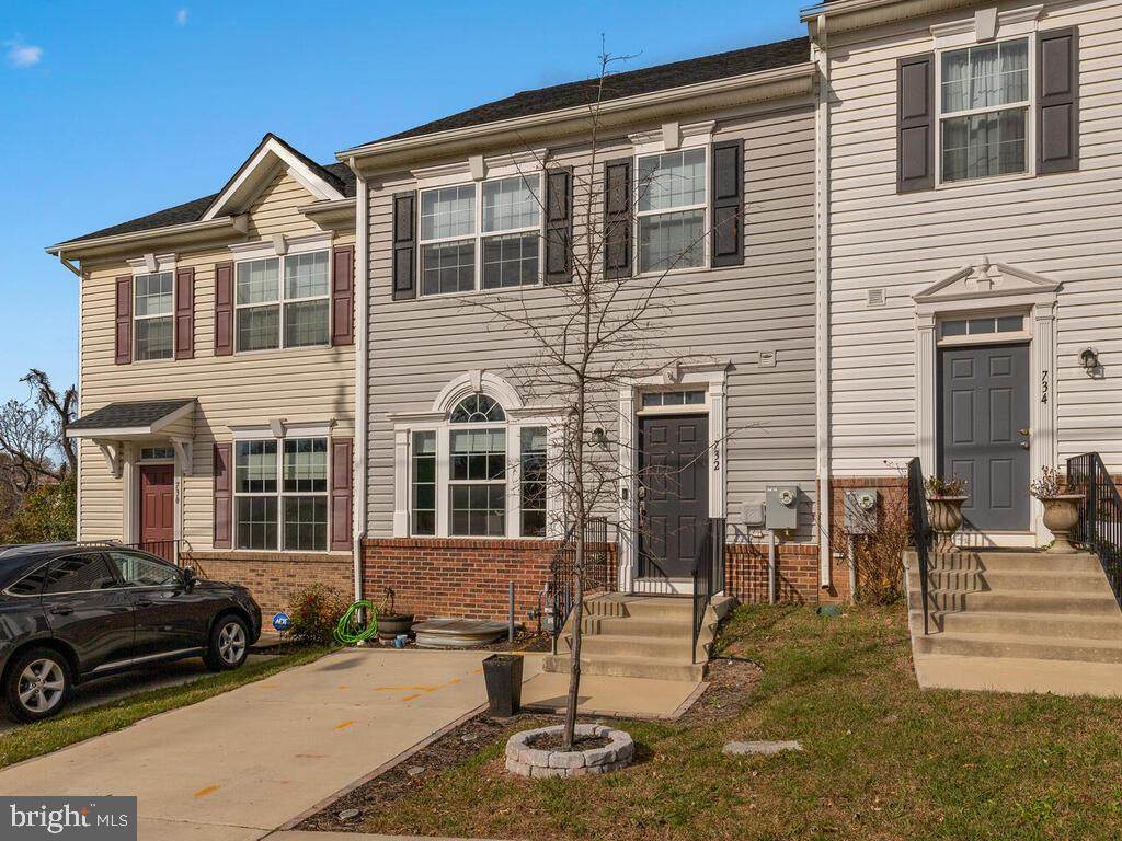 732 Maury Avenue - Photo 1