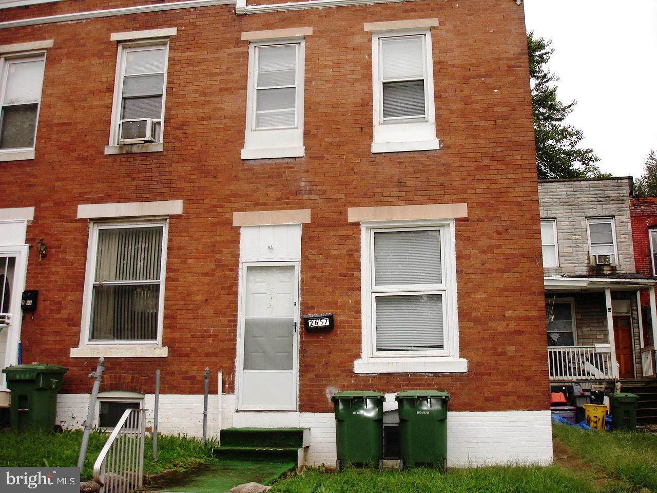 2657 Frederick Avenue - Photo 1
