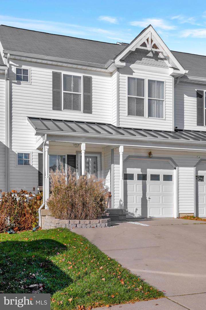 1308 Brushing Lane - Photo 1