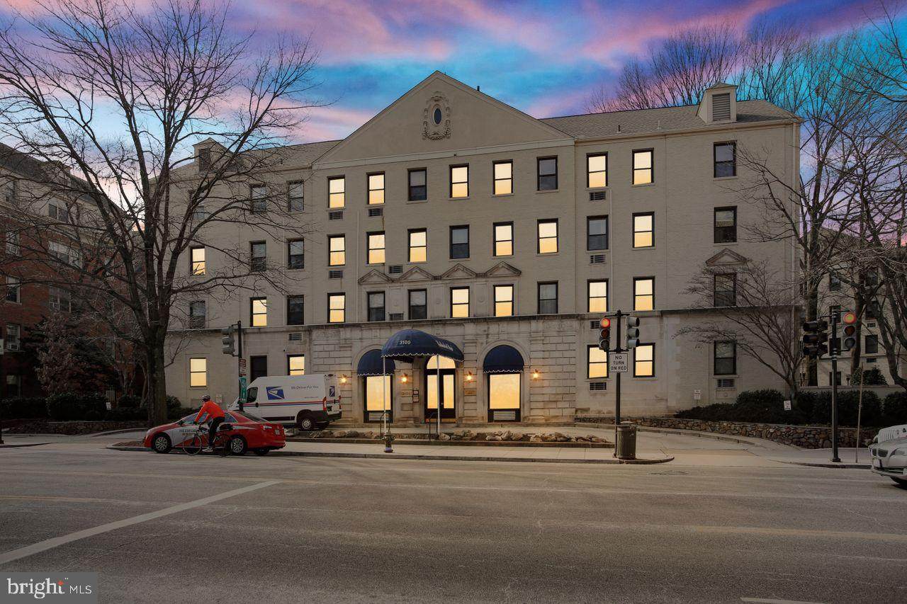 3100 Connecticut Avenue - Photo 1