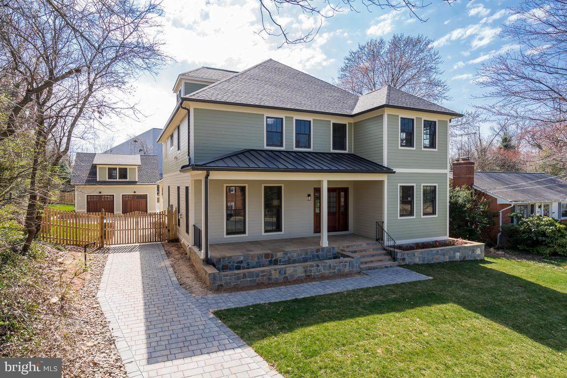 920 Quesada Street - Photo 1