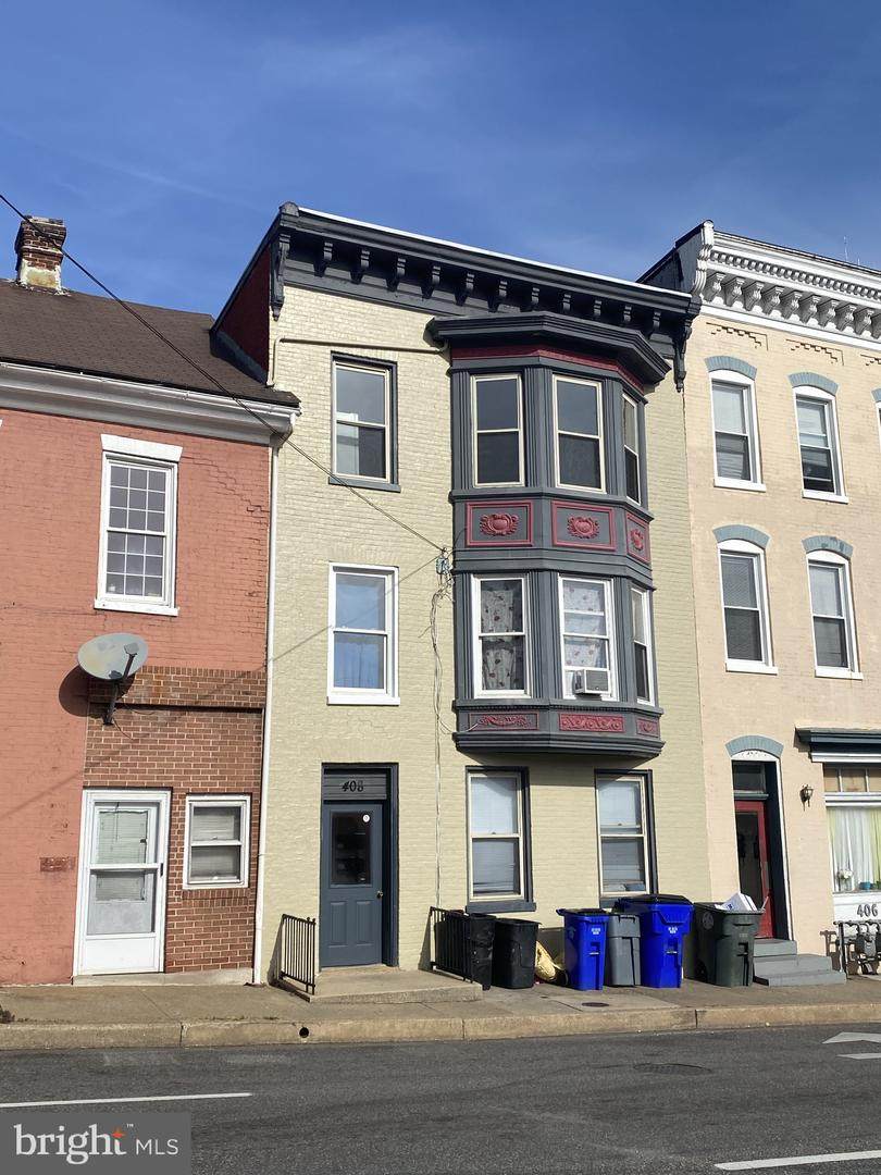 408 Washington Street - Photo 1