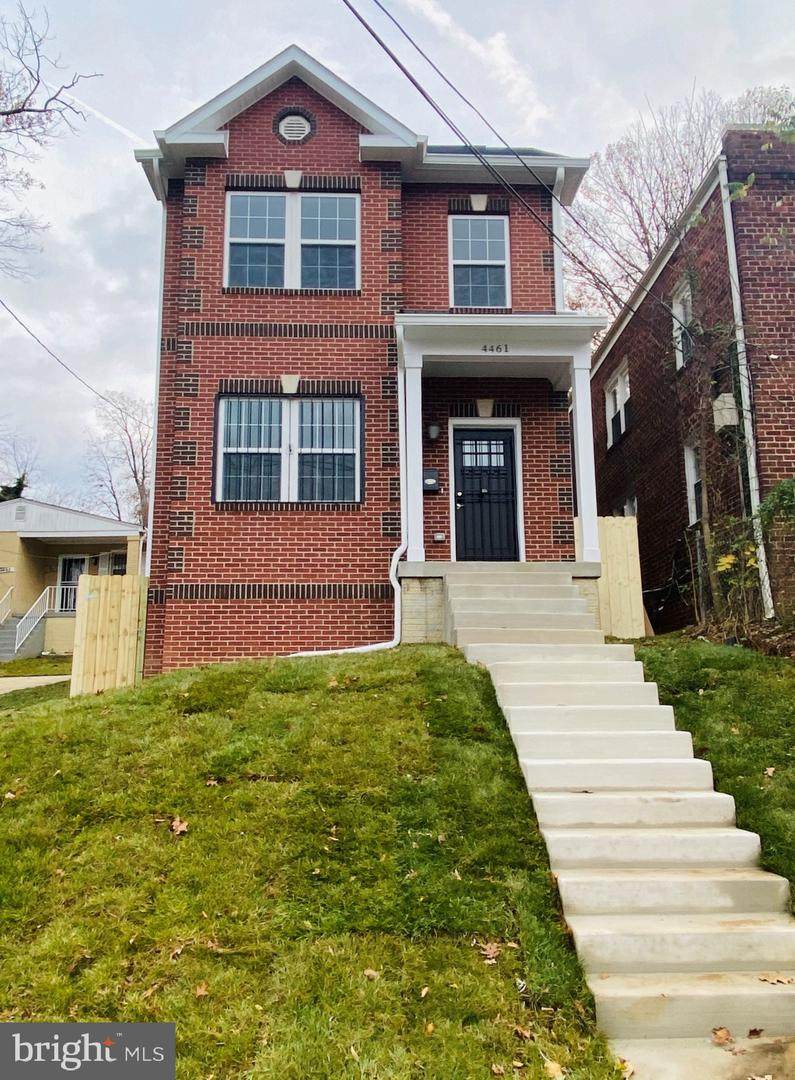 4461 B Street - Photo 1