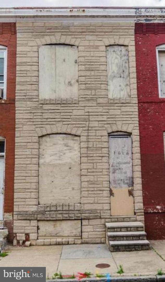 1616 Port Street - Photo 1
