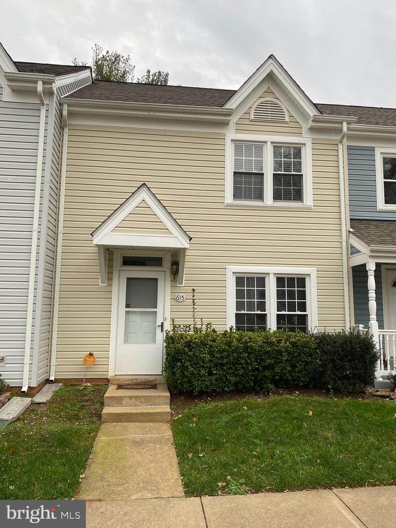 615 Madison Court - Photo 1