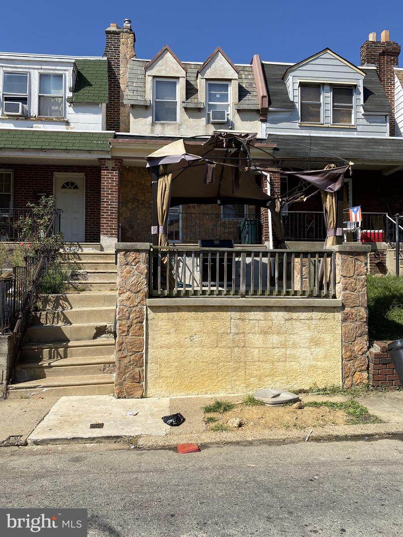 3940 Howland Street - Photo 1