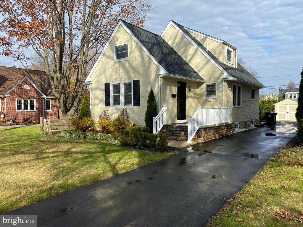 106 Hancock Avenue - Photo 1