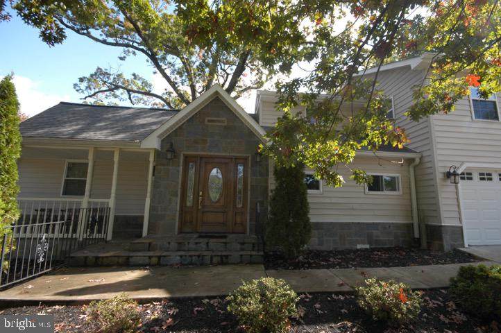 2231 Williams Avenue - Photo 1