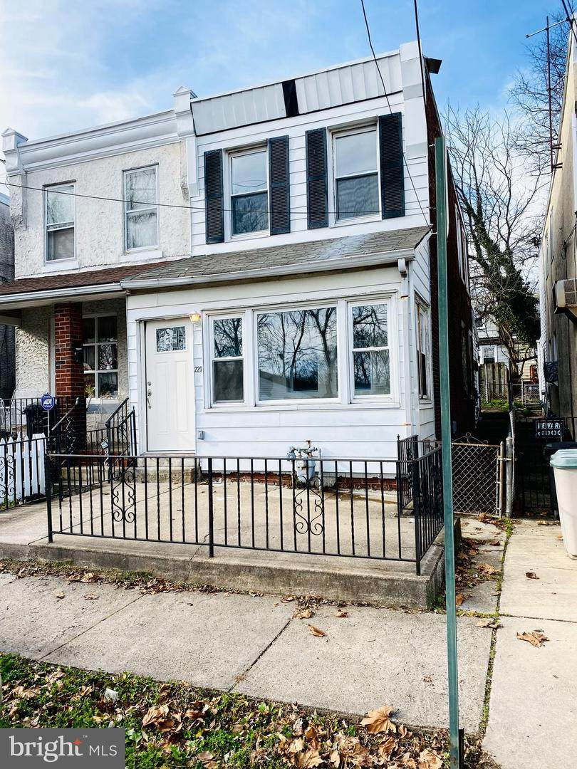 220 Moore Street - Photo 1