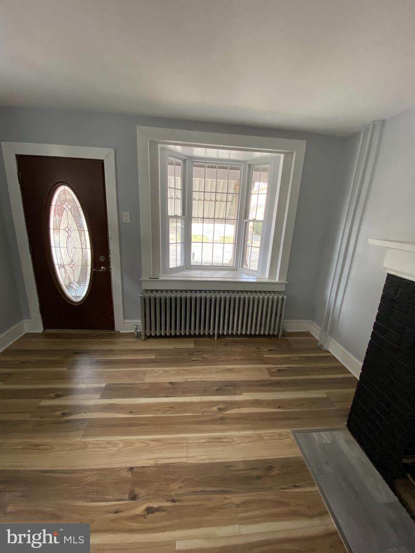 346 Gardner Avenue - Photo 1