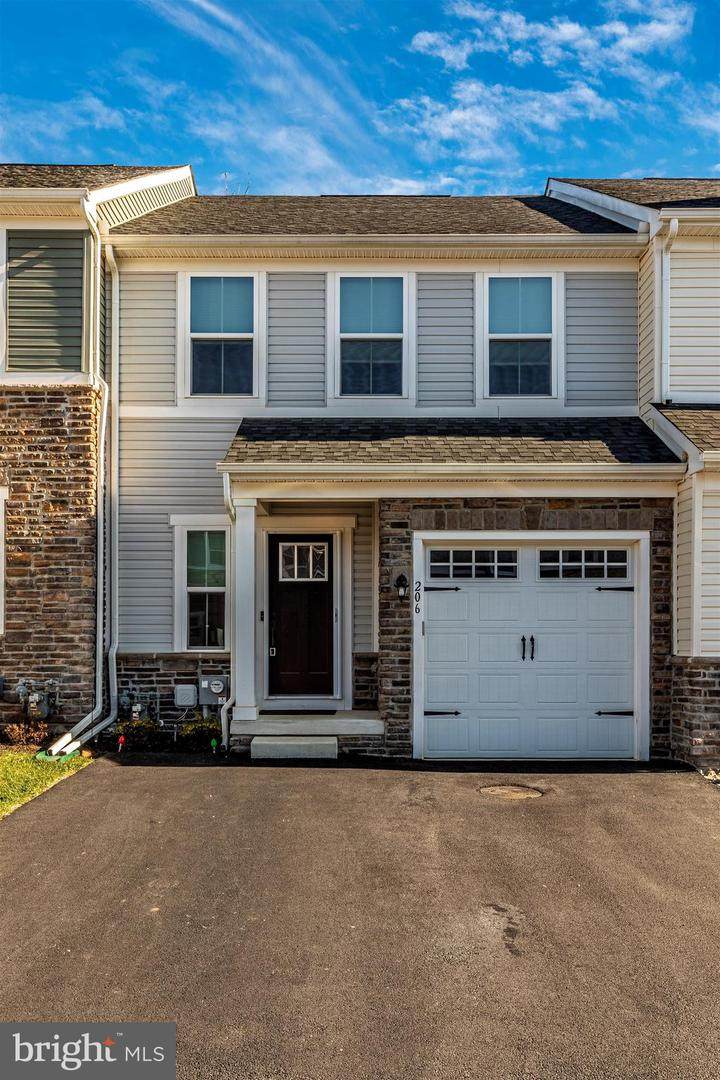 206 Hibiscus Way - Photo 1