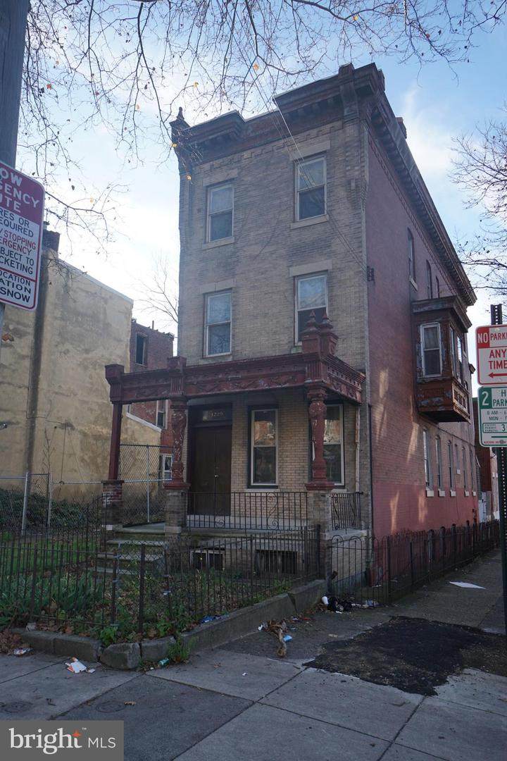1220 Allegheny Avenue - Photo 1