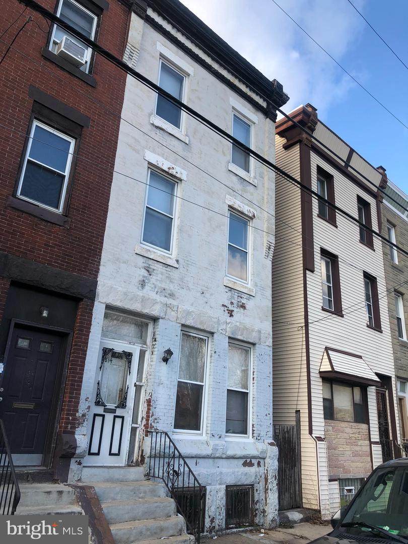 1814 22ND Street - Photo 1