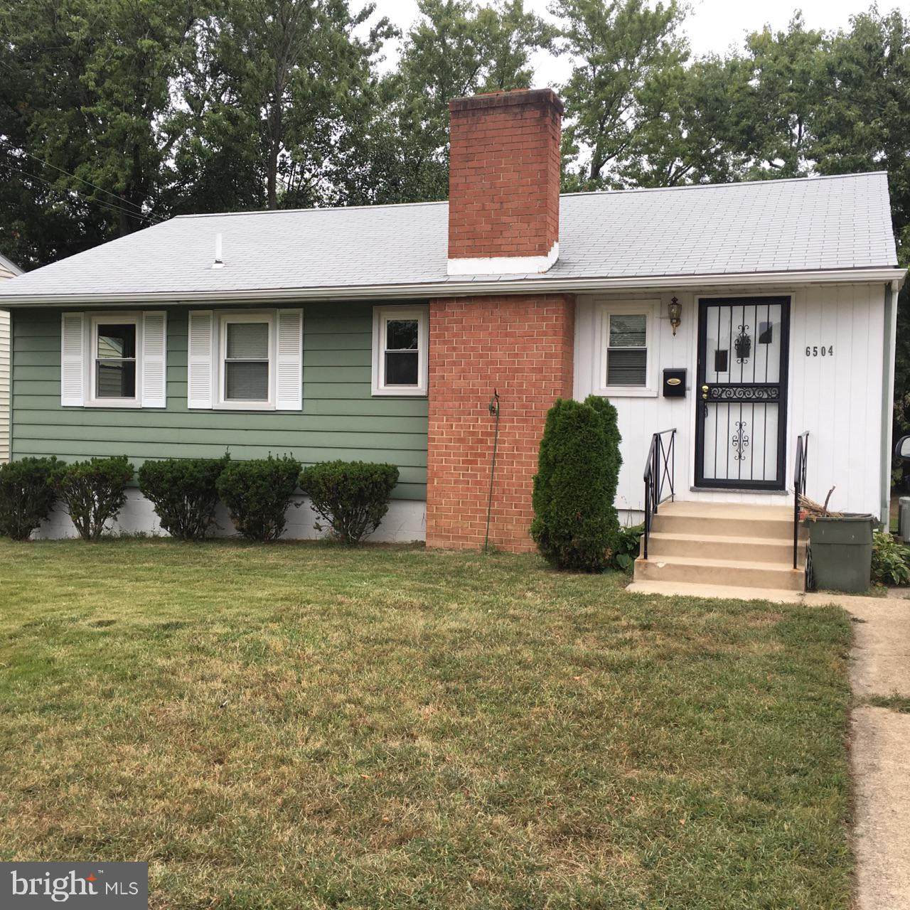 6504 Parkway Court - Photo 1