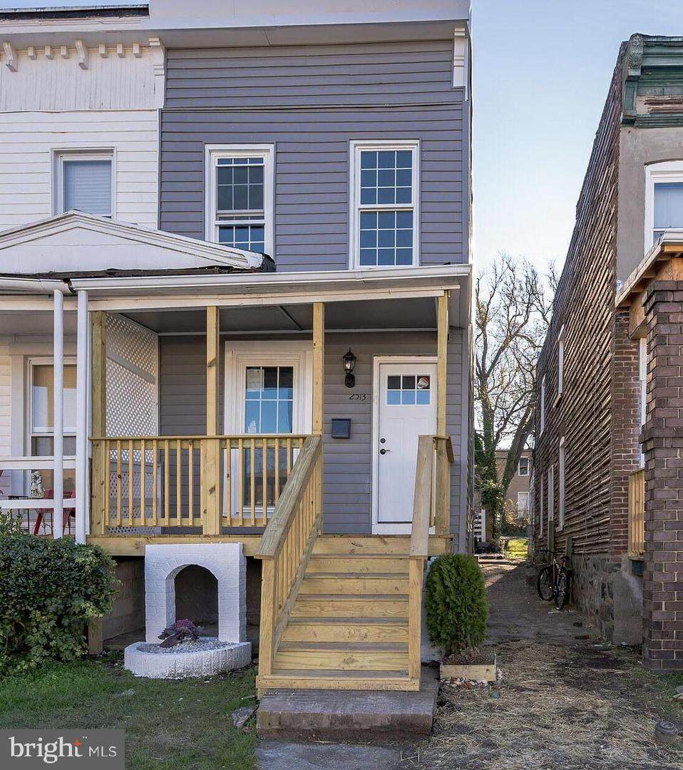 2513 Ridgely Street - Photo 1