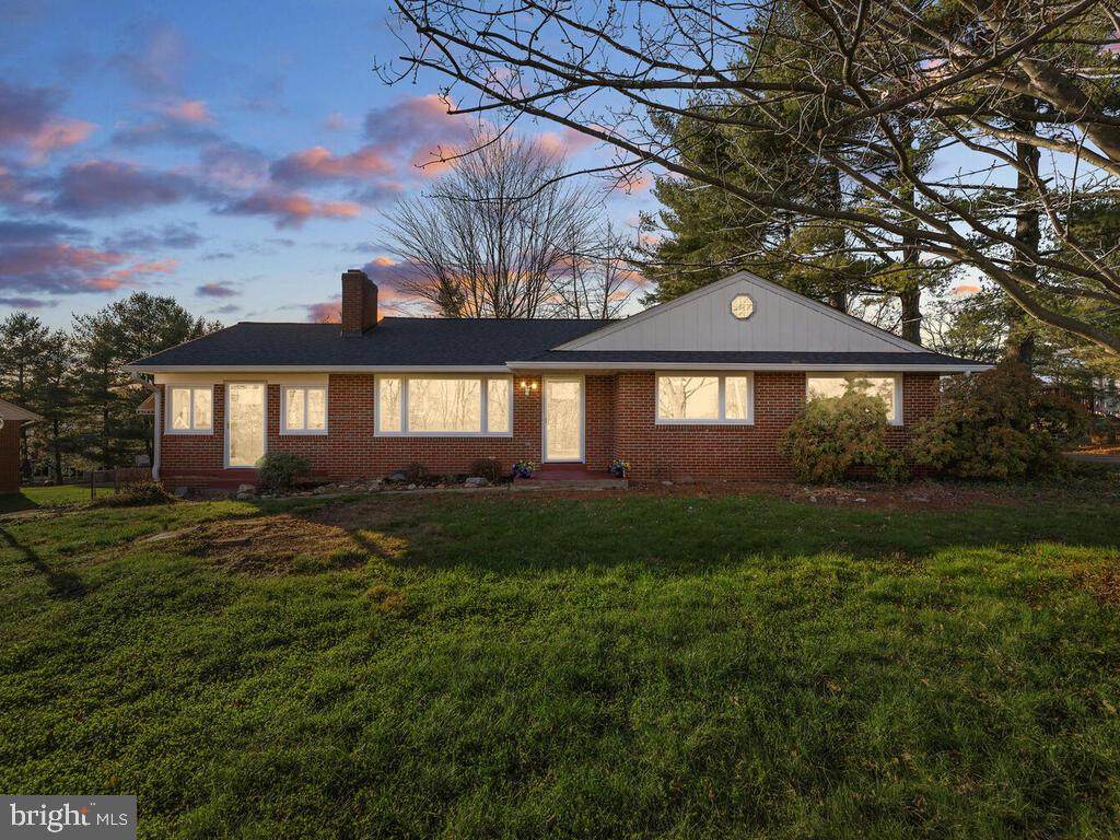 25116 Woodfield Road - Photo 1