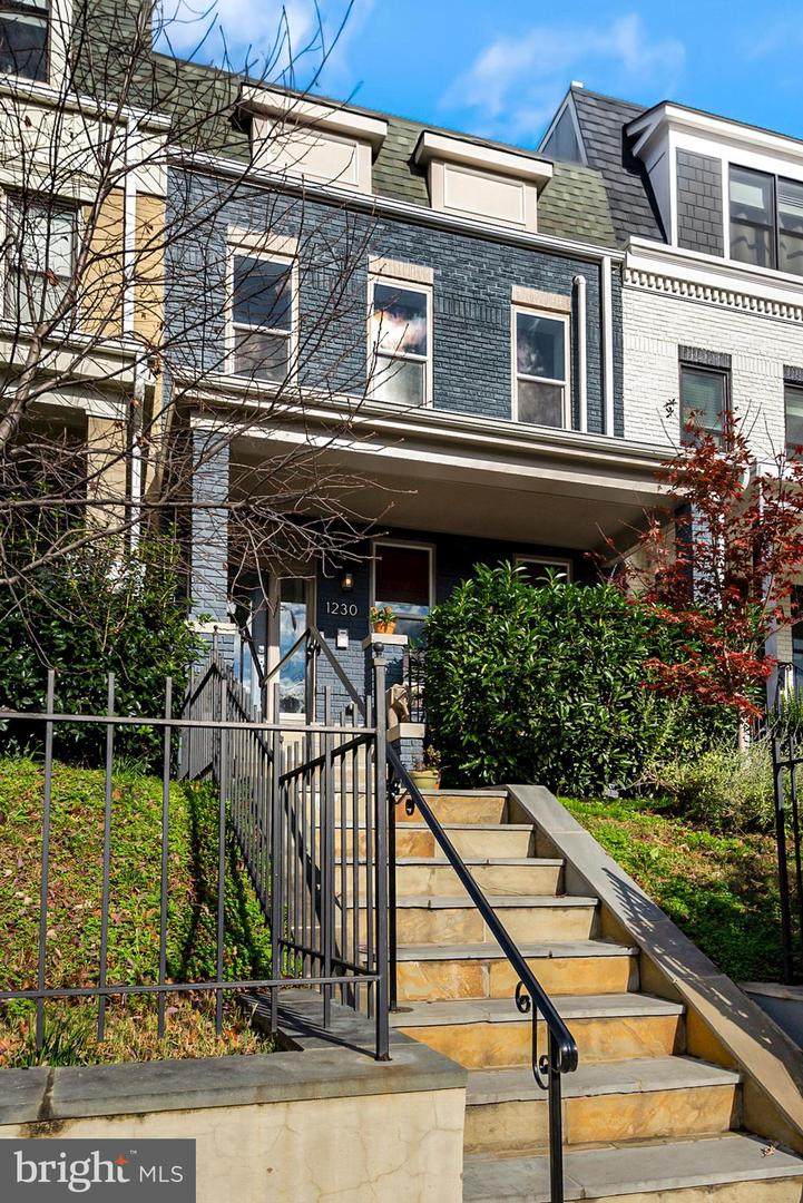 1230 I Street - Photo 1