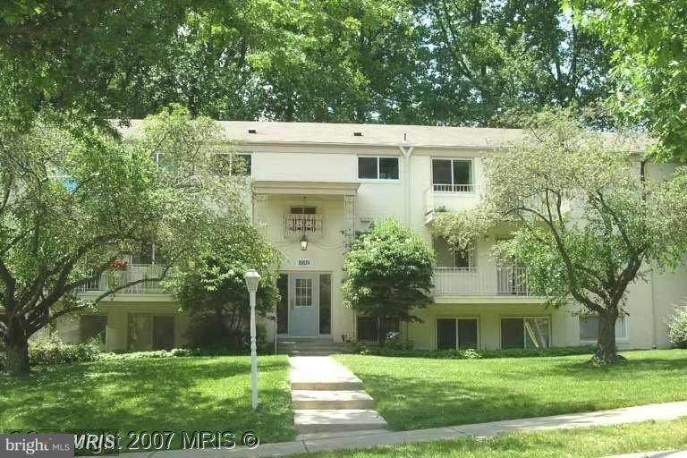 10624 Kenilworth Avenue - Photo 1