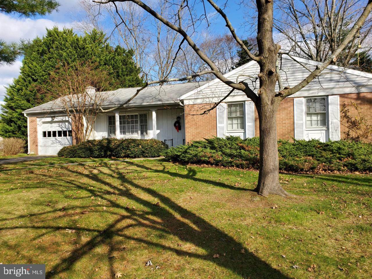 207 Waldo Drive - Photo 1