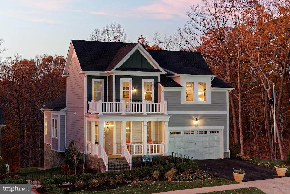 Ridgewood Place - Photo 1