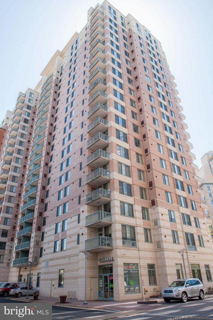 851 Glebe Road - Photo 1