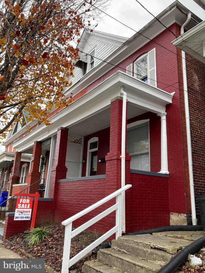 66 Westside Avenue - Photo 1