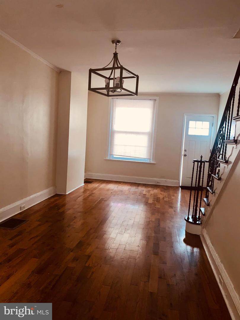 2846 Lee Street - Photo 1