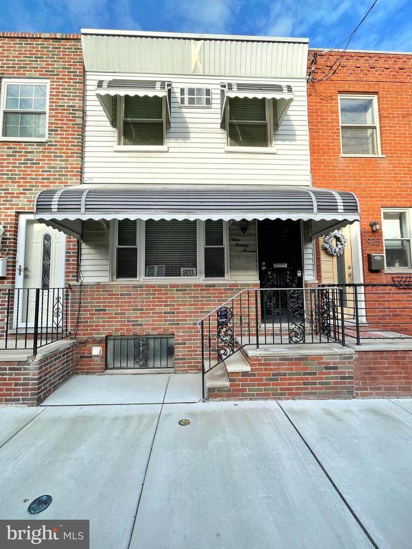 927 Hoffman Street - Photo 1