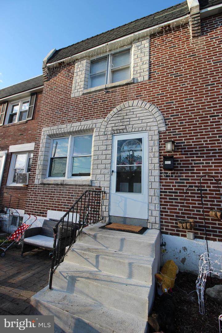 647 Beech Avenue - Photo 1