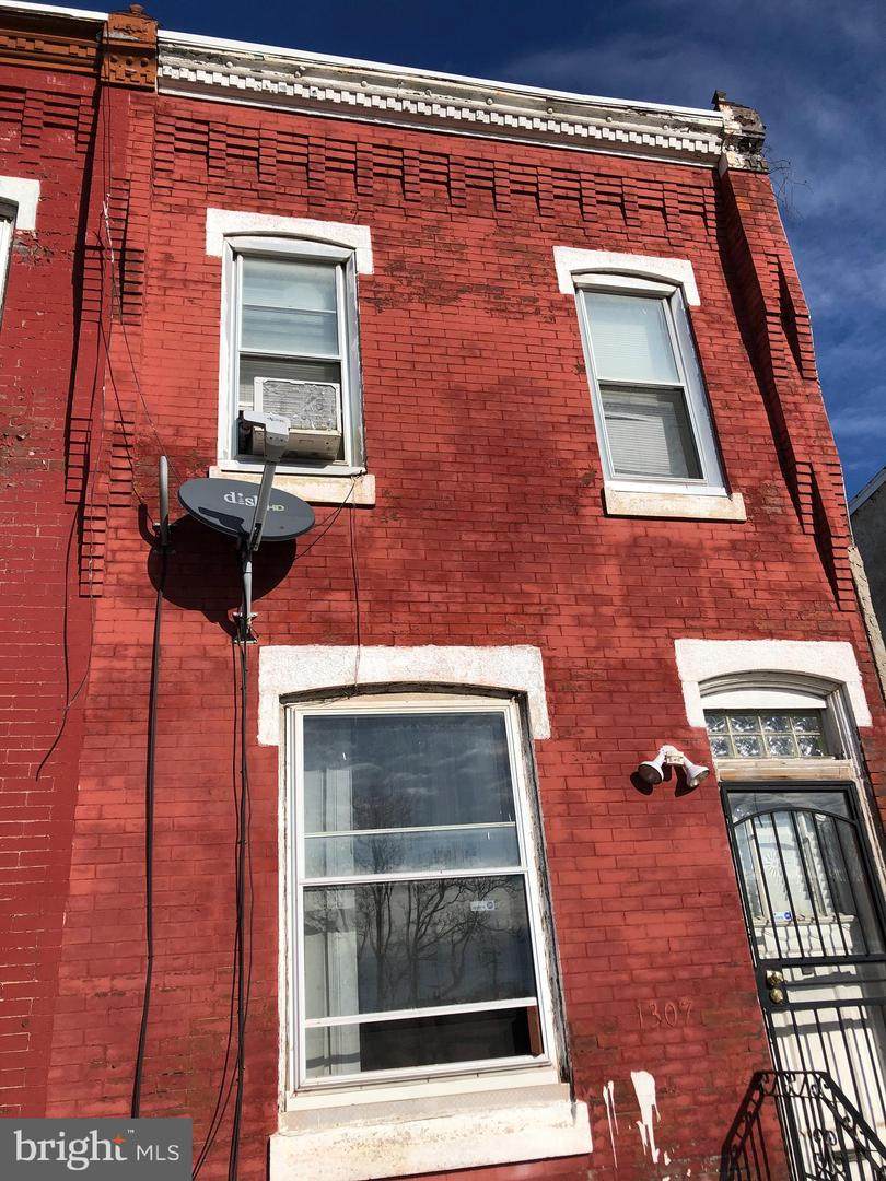 1307 Silver Street - Photo 1