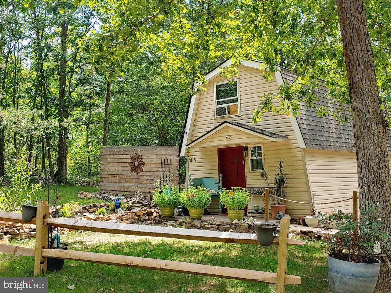 45 Daffodil Lane - Photo 1