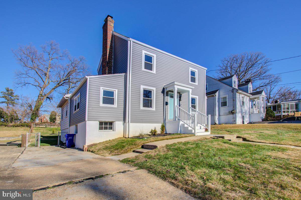 6134 Montrose Road - Photo 1